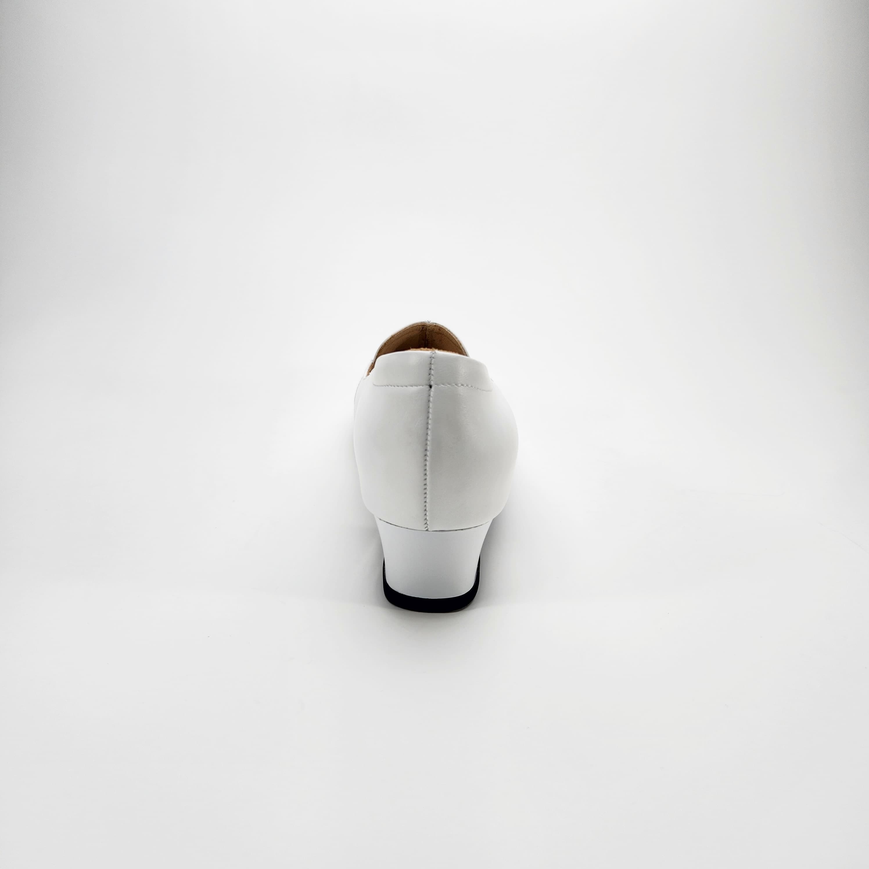 รองเท้าพยาบาล ใส่เดินสบาย ดีไซน์ไม่ซ้ำ 4