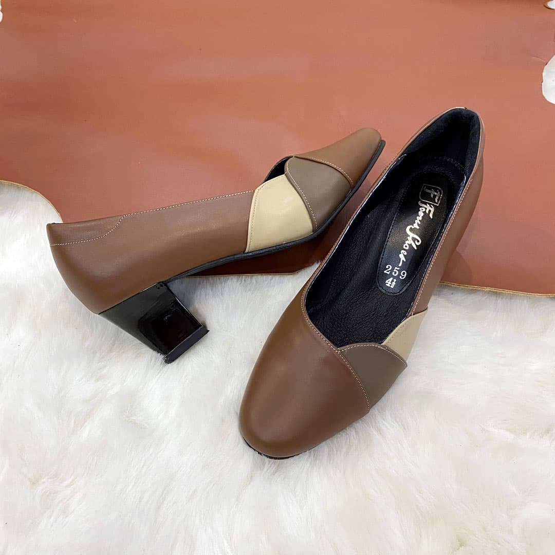 รุ่นขายดี เป็นน้ำตาลที่สวยมาก มีความไล่สี ไม่จืดเกินไป ไม่ฉูดฉาดเกินไป สวยค่ะ! 1