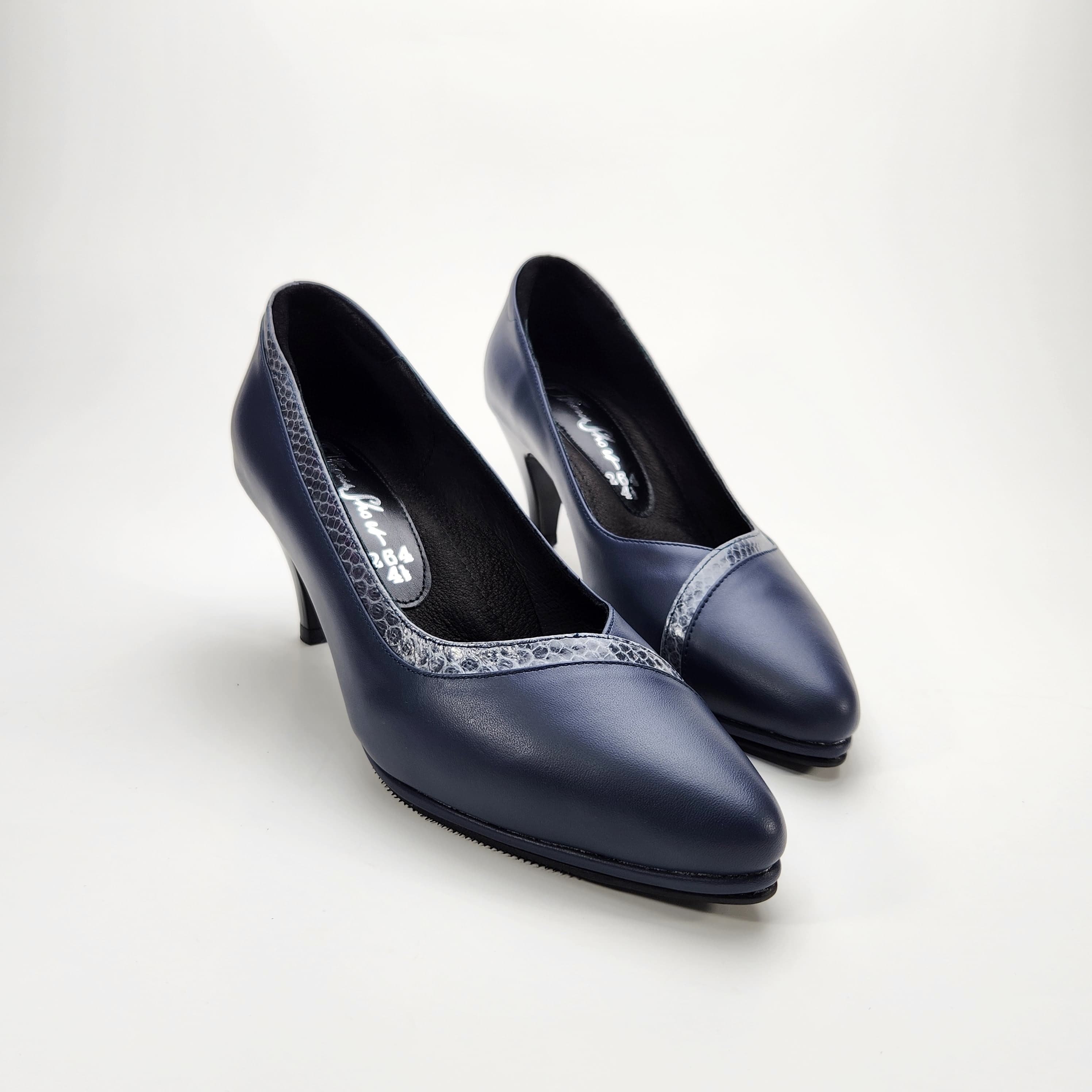 หัวแหลม ดีไซน์ตัดขอบลาย เสริมพื้นสูง 5